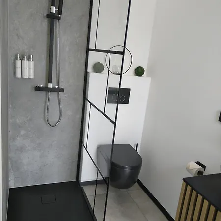 Lifestyle Cube House 1 דירה מוסבאך