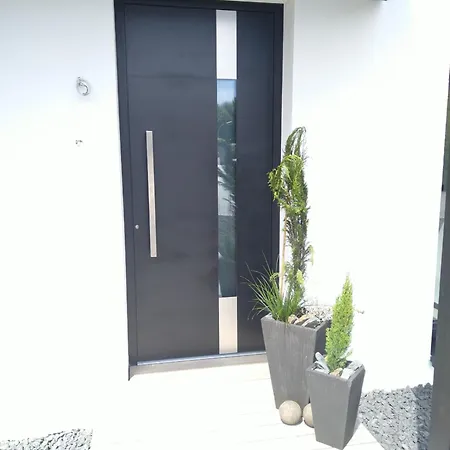 Lifestyle Cube House 1 *
