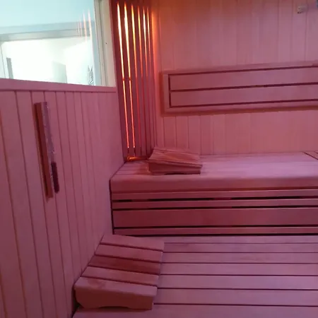 Lifestyle Cube House 1 *